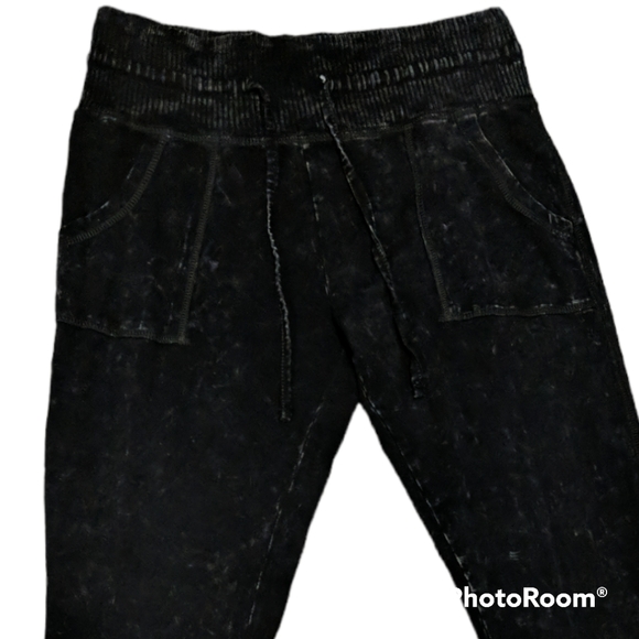 Livi by Olivia Rae Distressed Lounge Pants M - Picture 2 of 7